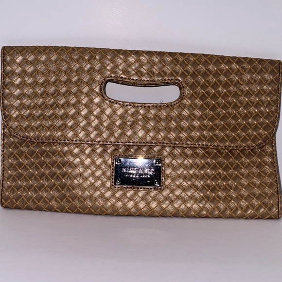 Nine West Handbags - Nine West Medium Beige Envelope Clutch